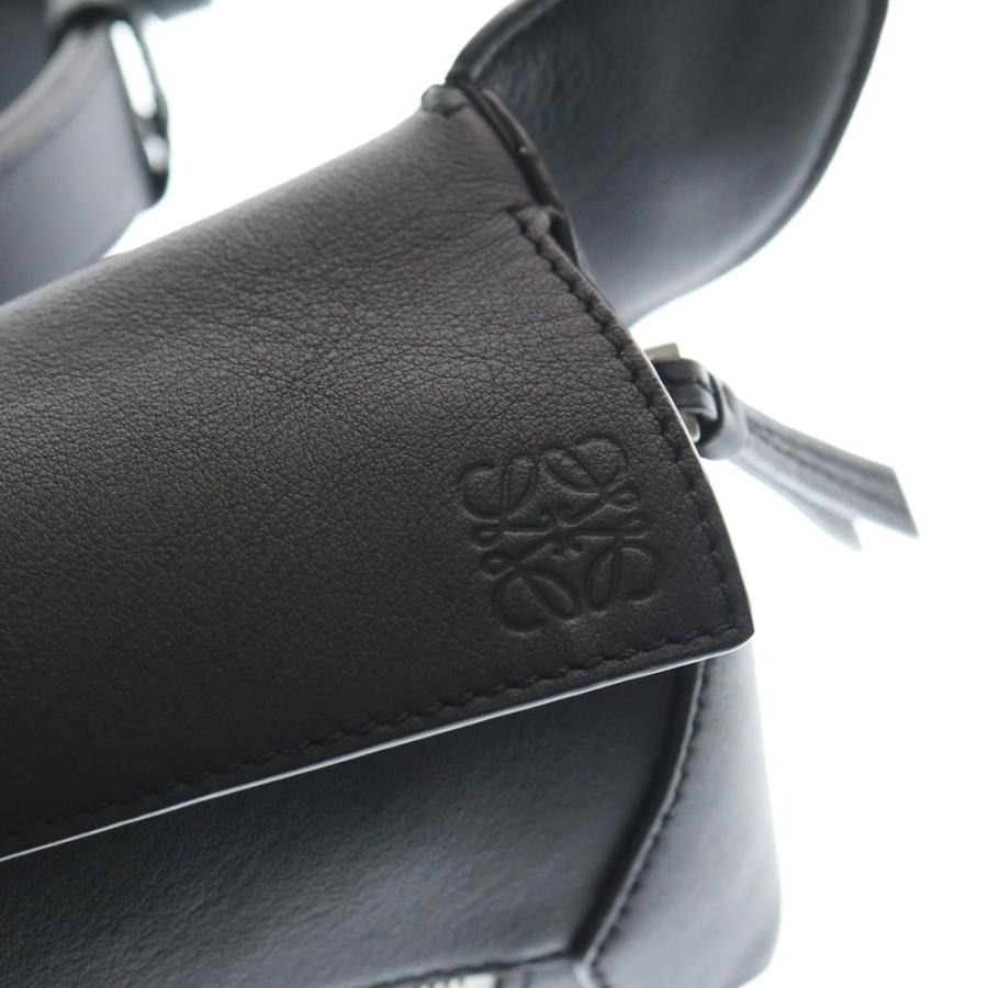LOEWE ロエベ Puzzle Edge Small Bumbag パズルエッジスモールバムバッグ レザーウエストバッグ ショルダーバッグ B510EB1X03 ブラック LOEWE（ロエベ） Puzzle Edge Small Bumbag パズルエッジスモールバム