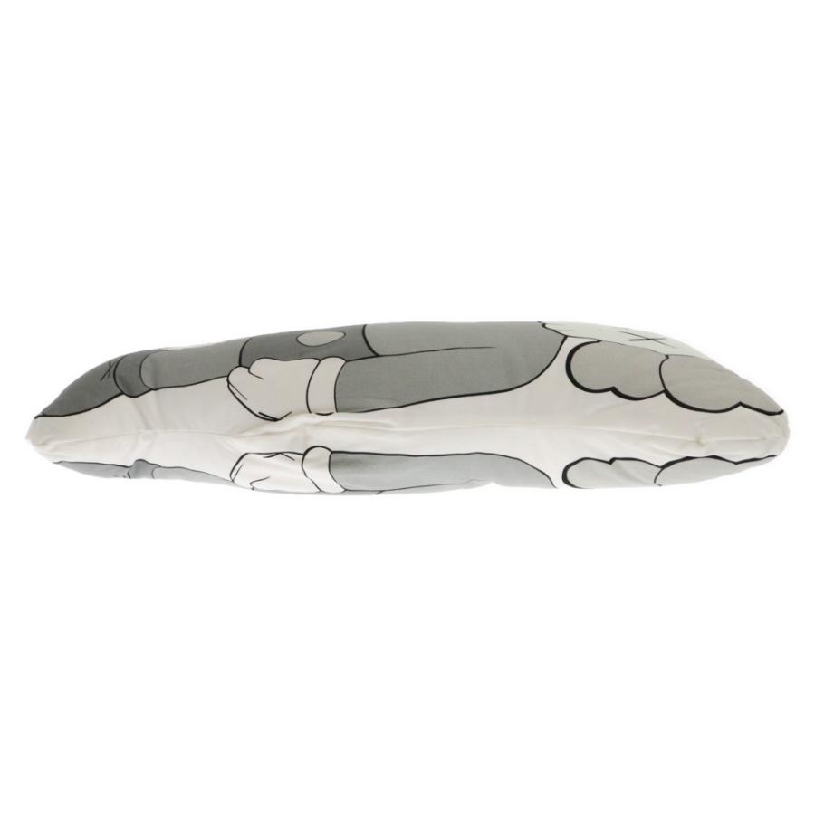 KAWS Originalfake フットサルボール カウズ オリジナルフェイク