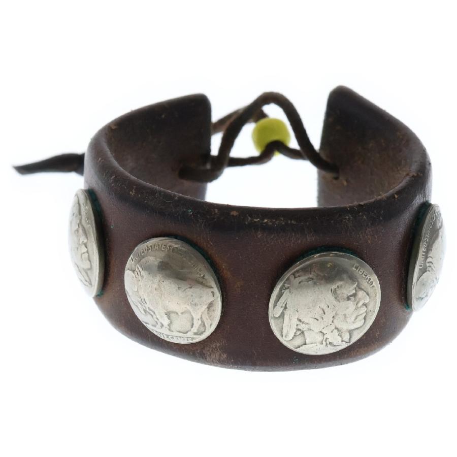 原宿ゴローズ　goro's　コンチョ付きレザーブレス ゴローズ goro's GC24付コンチョ付革ブレス（サドル) – DELTAone