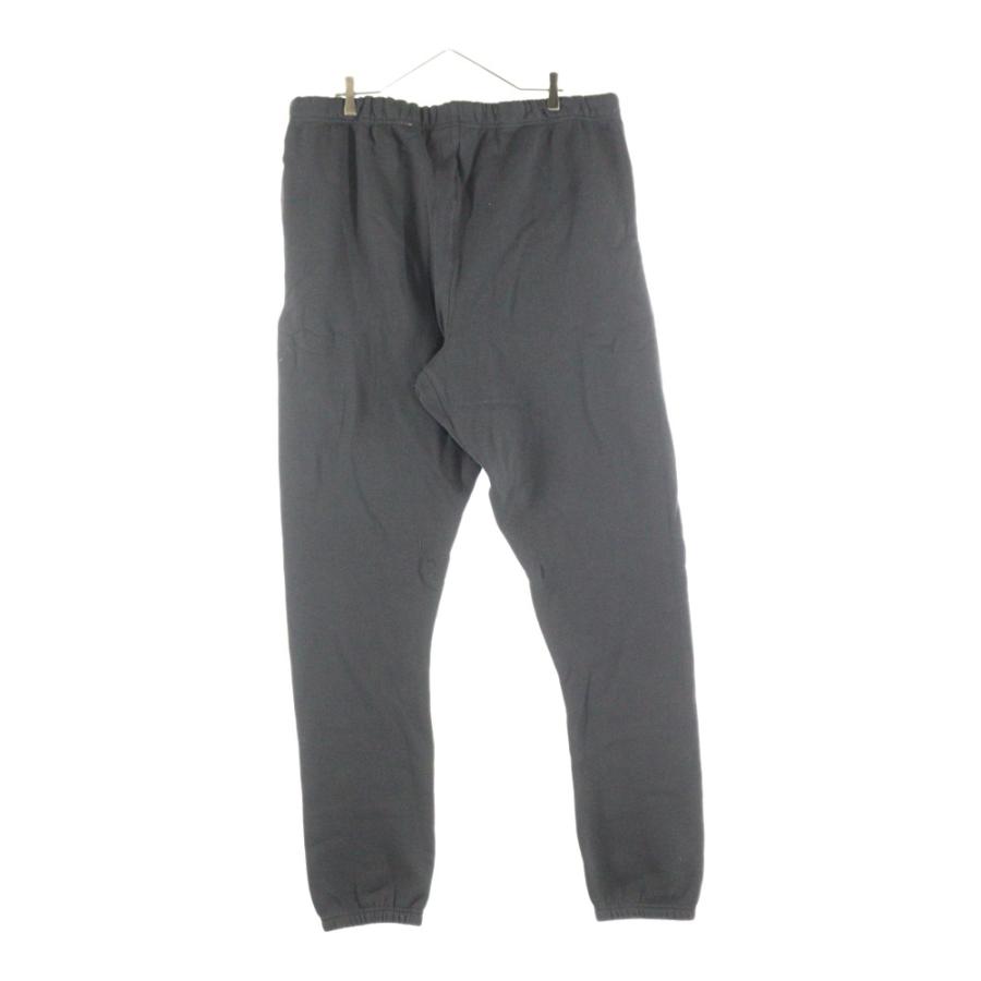 FEAR OF GOD ESSENTIALS フィアオブゴッド エッセンシャルズ 1977 ロゴ