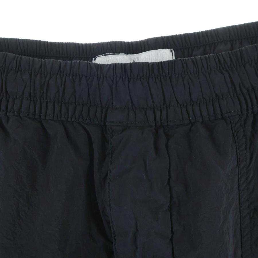 STONE ISLAND（ストーン アイランド） 25SS マルチポケット ロゴ