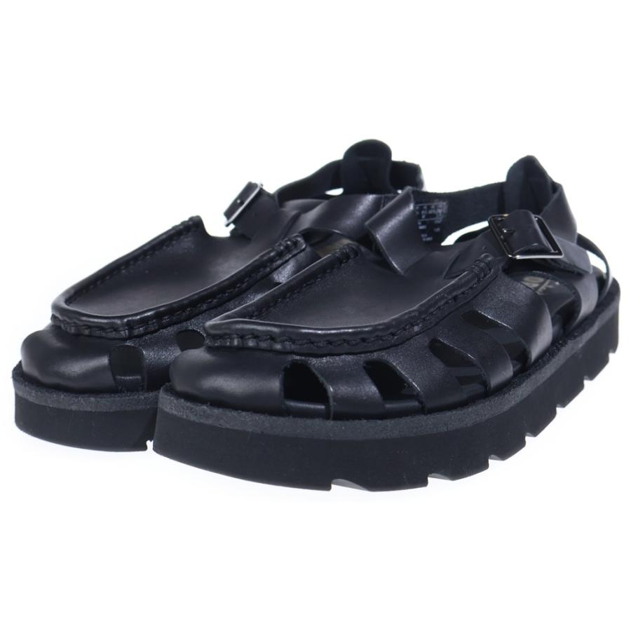 Clarks（クラークス） Meare Buckle メアバックル レザー サンダル