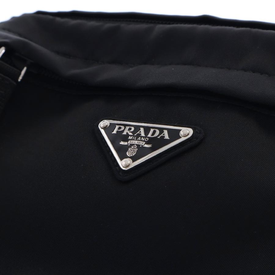 PRADA（プラダ） トライアングルロゴ ナイロン ボディバッグ ブラック