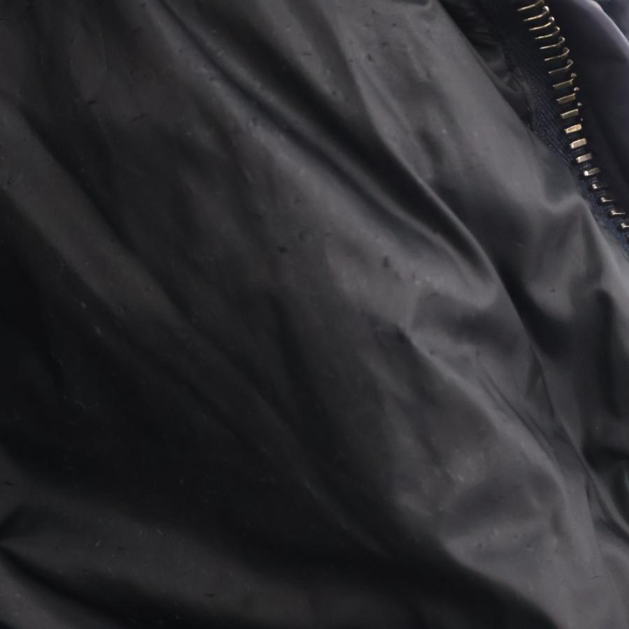 MONCLER（モンクレール） 21AW ロゴワッペン付き ボーダーキルティング