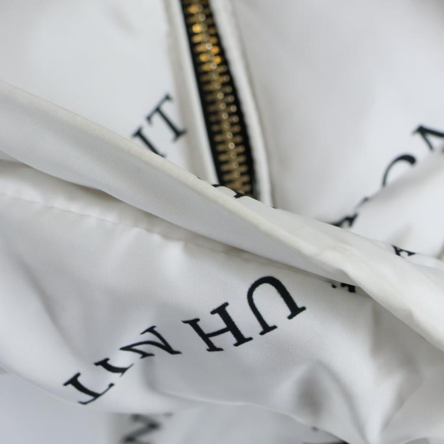 ih nom uh nit PARIS インノミネイトパリス 18AW ロゴプリント ダウン