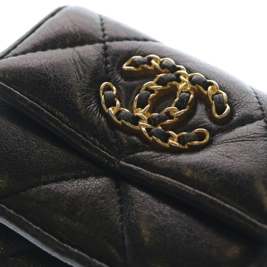 CHANEL（シャネル） スモールフラップ ココマークコンパクトウォレット