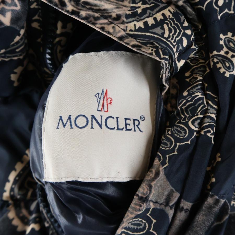 MONCLER（モンクレール） FREVILLE ペイズリー柄 リバーシブル ダウン