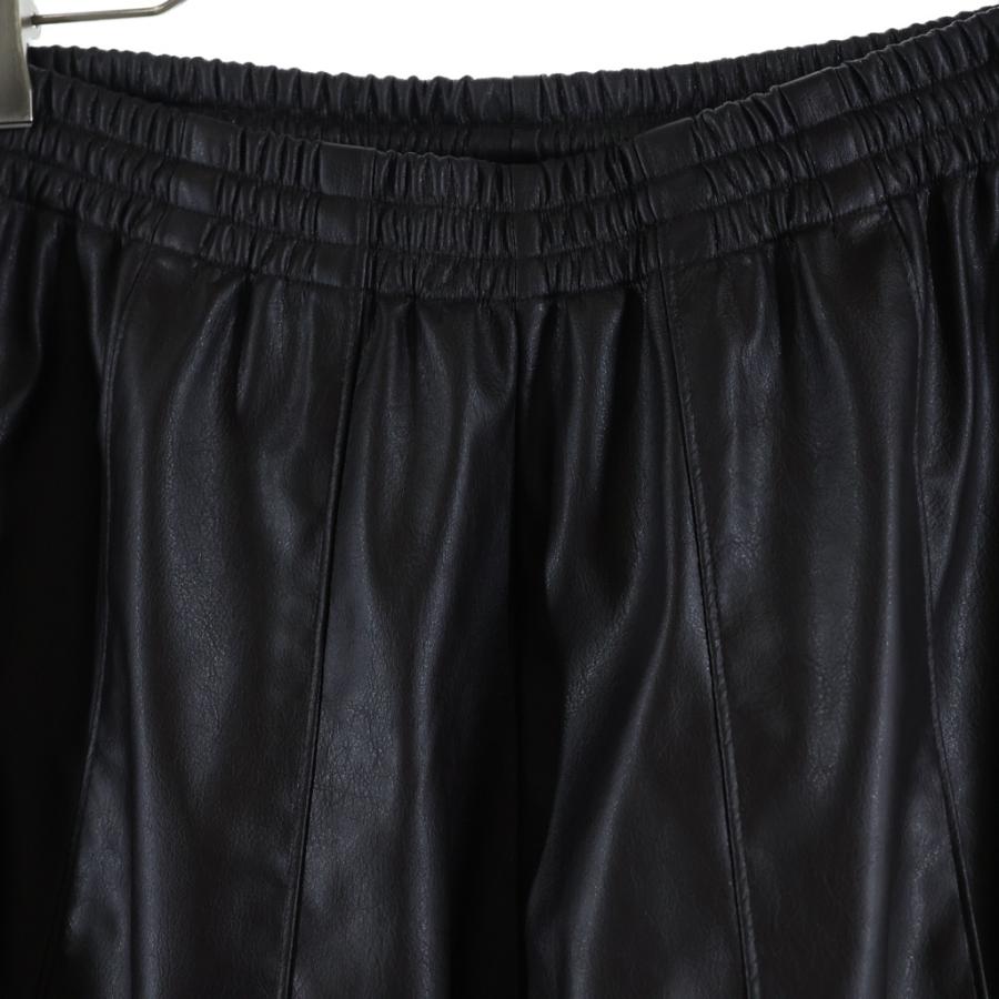Needles（ニードルス） NUBIAN別注 SYNTHETIC LEATHER WIDE PANTS ンセ