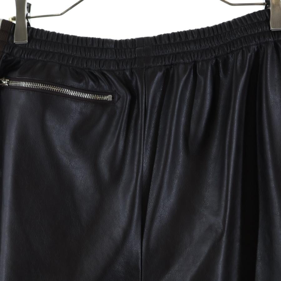 Needles（ニードルス） NUBIAN別注 SYNTHETIC LEATHER WIDE PANTS ンセ