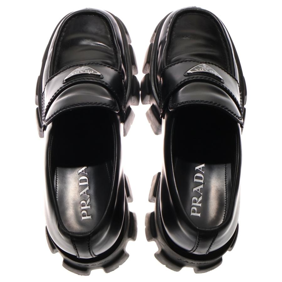 PRADA（プラダ） トライアングルロゴ モノリス ブラッシュドレザー