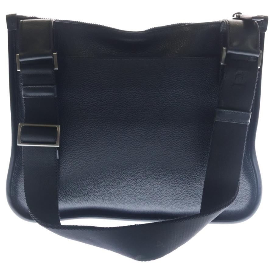 PRADA（プラダ） メッセンジャー トライアングル レザー ショルダー