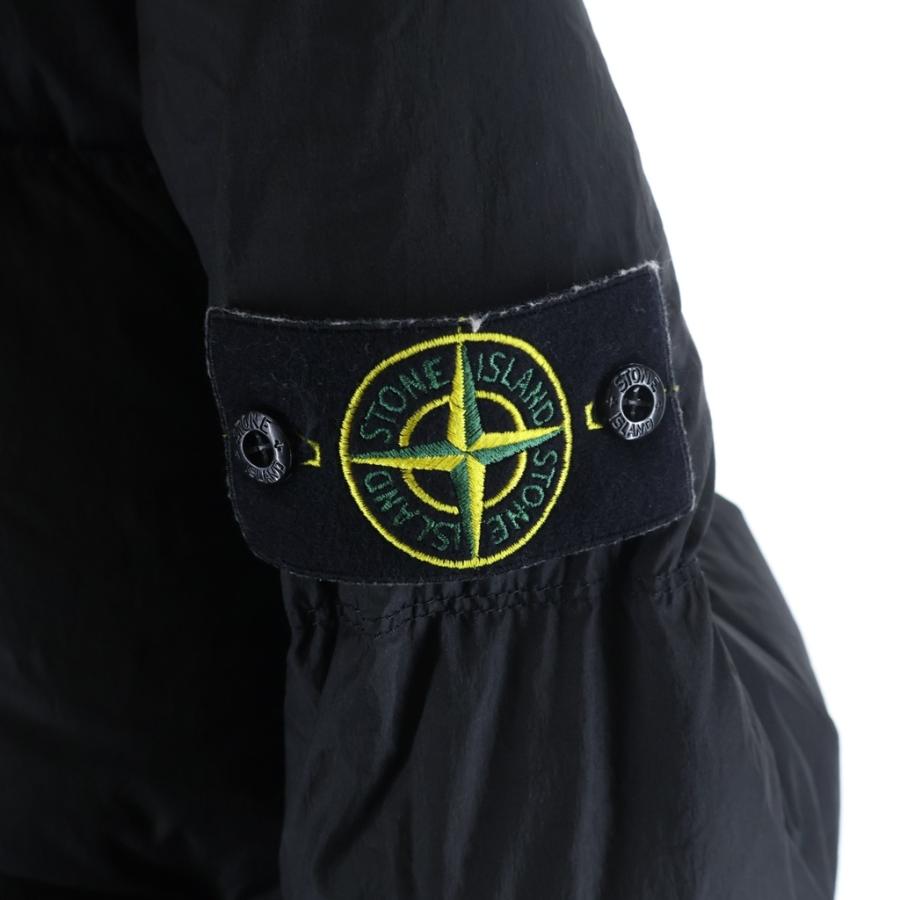 STONE ISLAND（ストーン アイランド） 26SS quilted-design jacket
