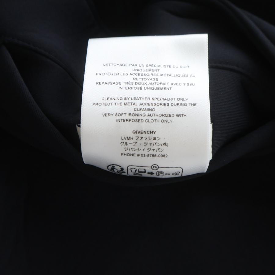 GIVENCHY（ジバンシィ） レザー切替エンボスバックロゴボンバー