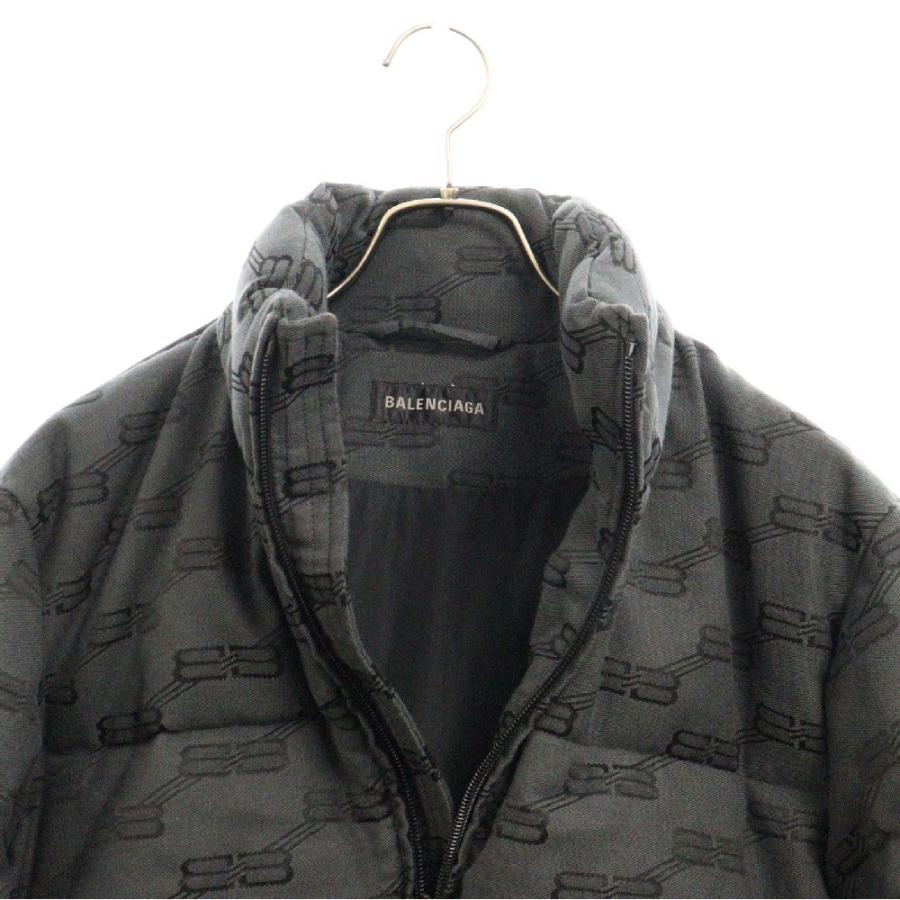 BALENCIAGA バレンシアガ 22AW 総柄 ショート ダウンジャケット BALENCIAGA バレンシアガ 22AW 総柄 ショート ダウンジャケット