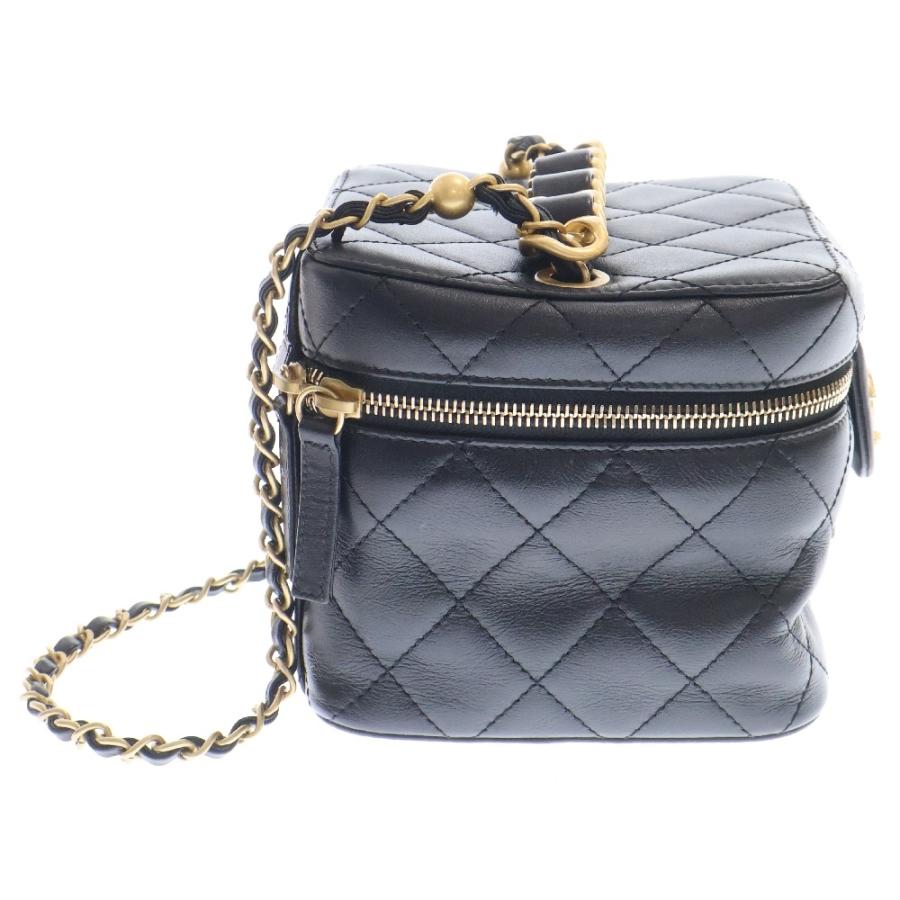 CHANEL（シャネル） マトラッセ スモール カーフバニティ チェーン