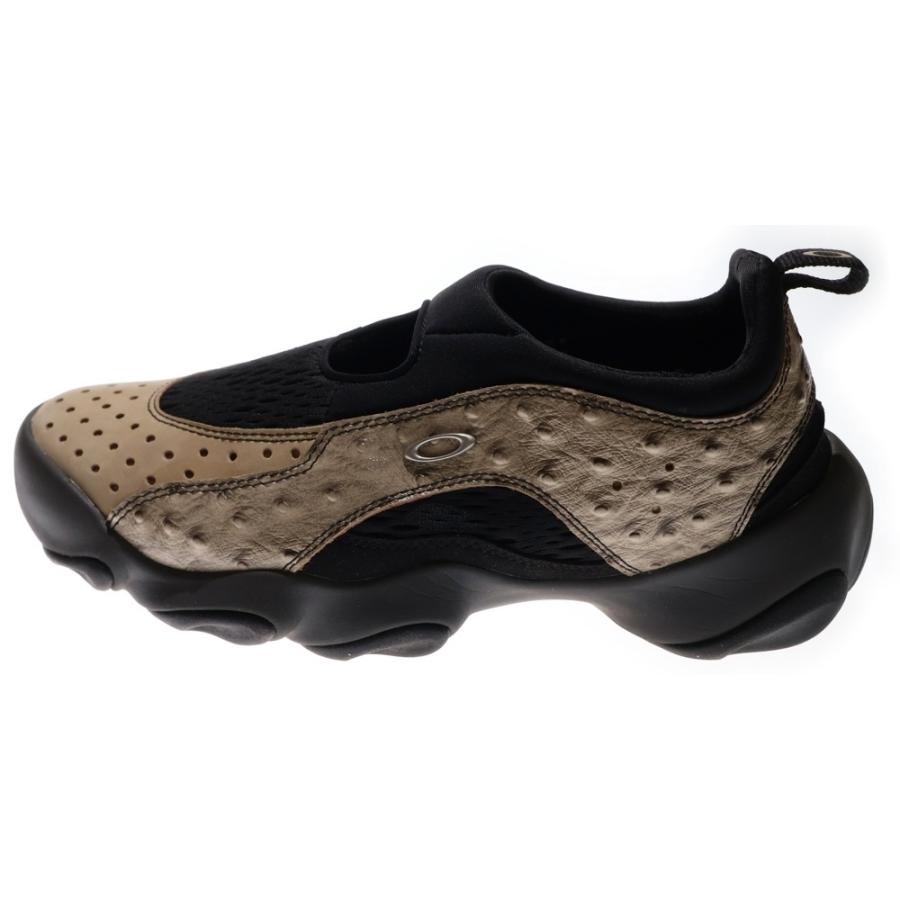 OAKLEY（オークリー） Factory Team Ostrich Flesh Sandal