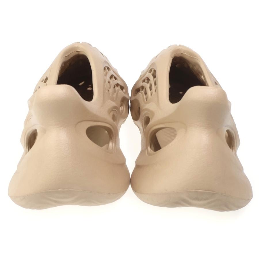 adidas（アディダス） YEEZY FOAM RUNNER イージー フォームランナー