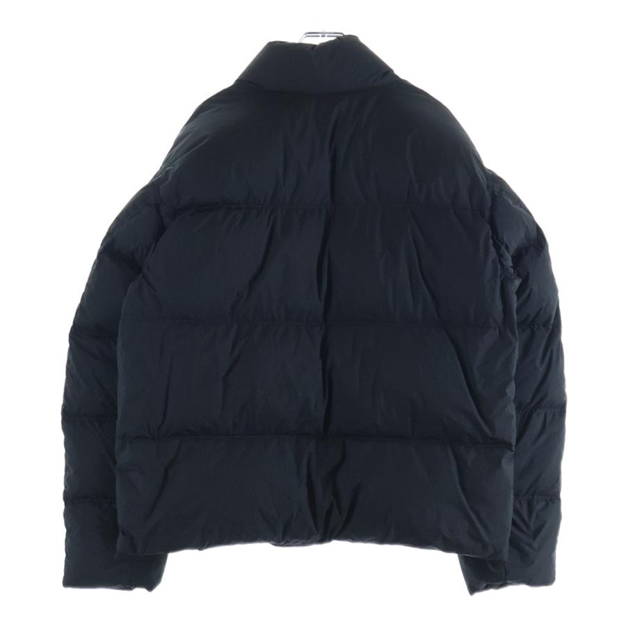 STONE ISLAND（ストーン アイランド） 25AW ロゴパッチ ジップアップ