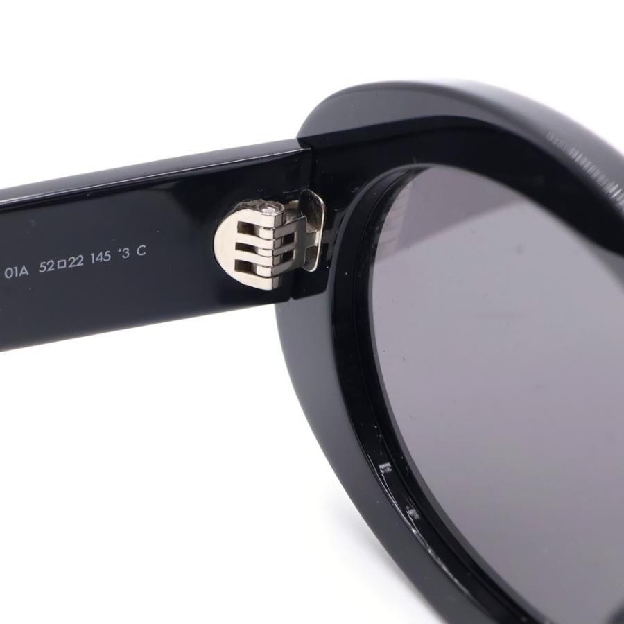 CELINE（セリーヌ） Triomphe 01 トリオンフ ブラックフレーム