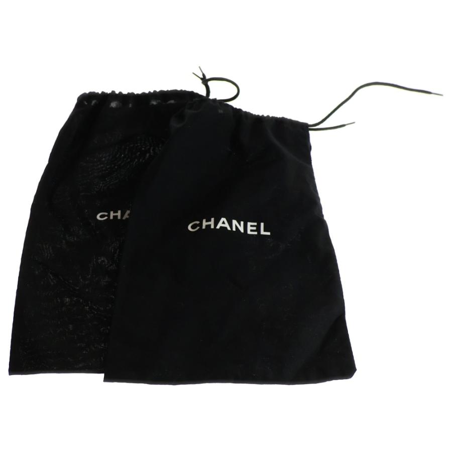 CHANEL（シャネル） マトラッセ カメリア キルティング レザー