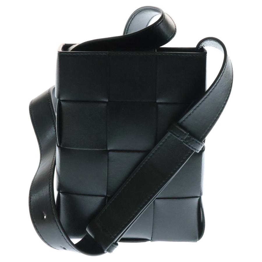BOTTEGA VENETA（ボッテガ・ヴェネタ） イントレチャート カセット
