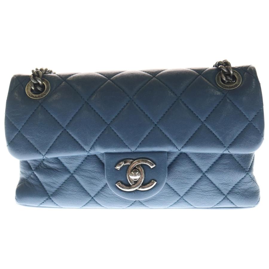 CHANEL（シャネル） マトラッセ23 ココマーク ラムスキン レザー S