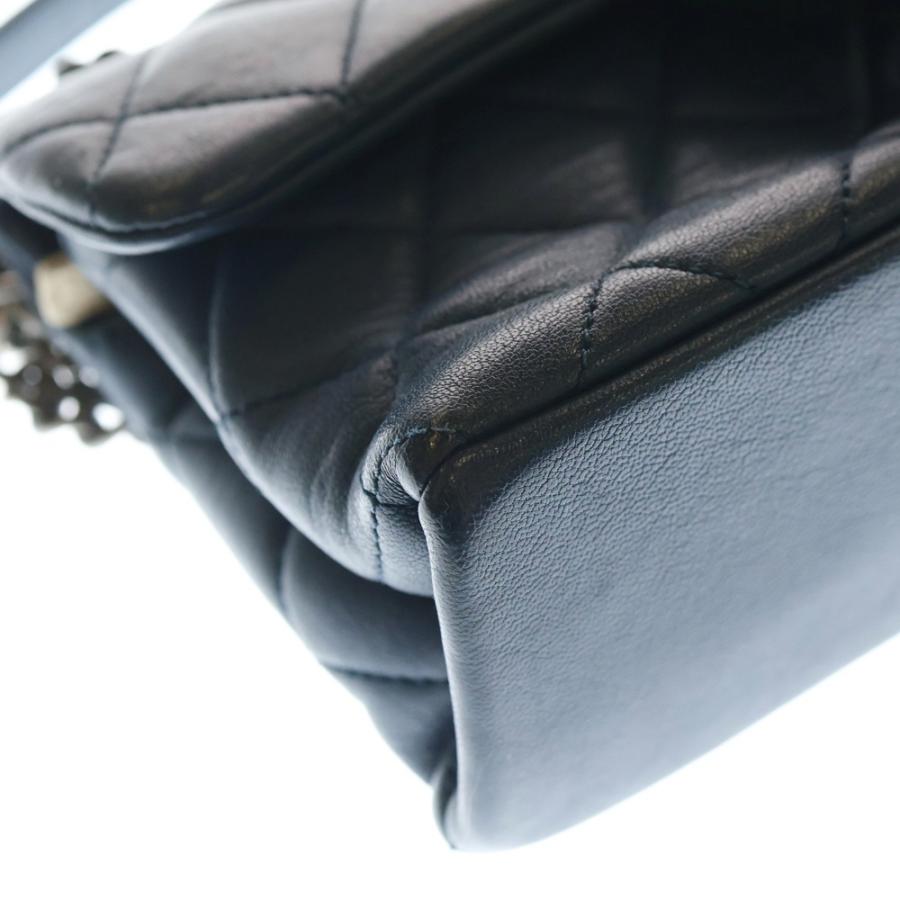 正規品　シャネル　マトラッセ　ダークグレー　レザー　ラムスキン　化粧ポーチ 正規品 シャネル マトラッセ ダークグレー レザー ラムスキン 化粧