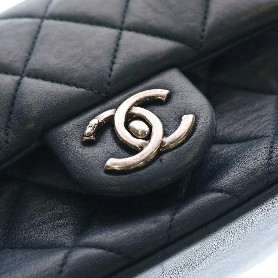 CHANEL（シャネル） マトラッセ23 ココマーク ラムスキン レザー S