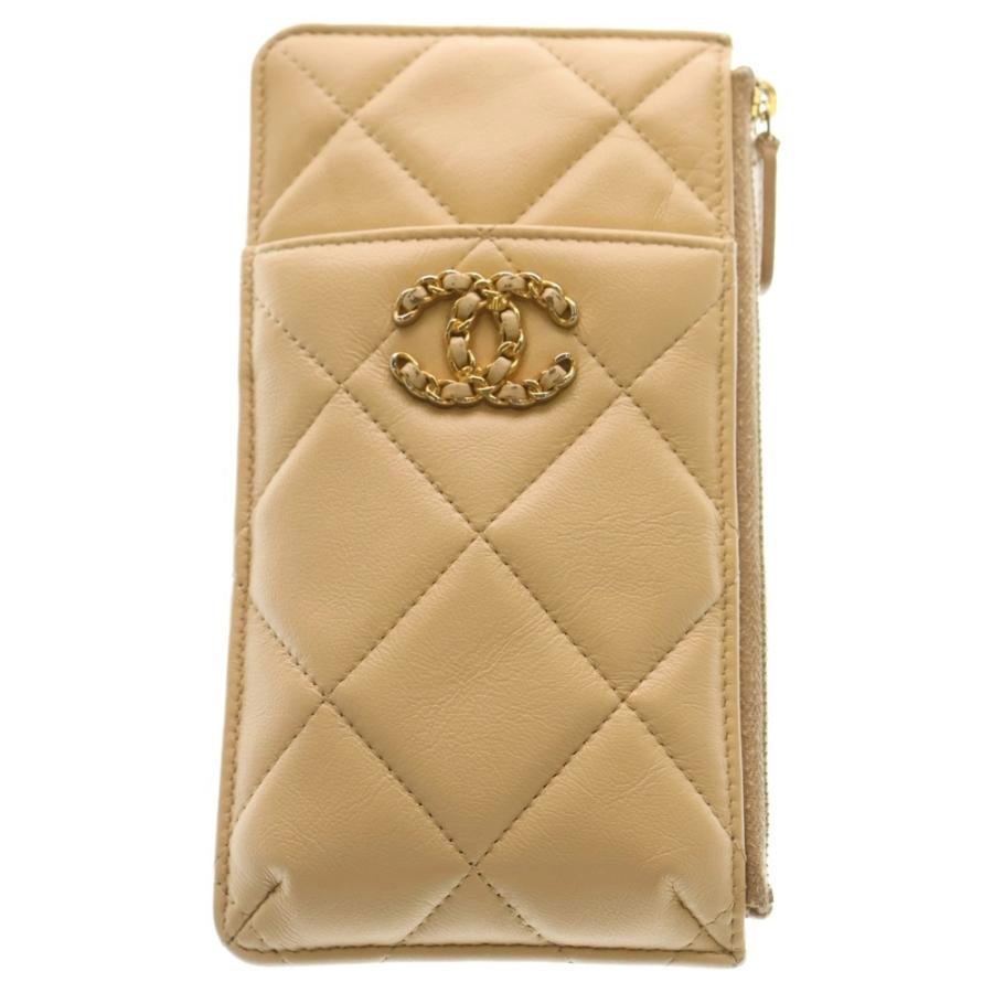 CHANEL（シャネル） シャネル19 チェーンココ フラグメントケース 