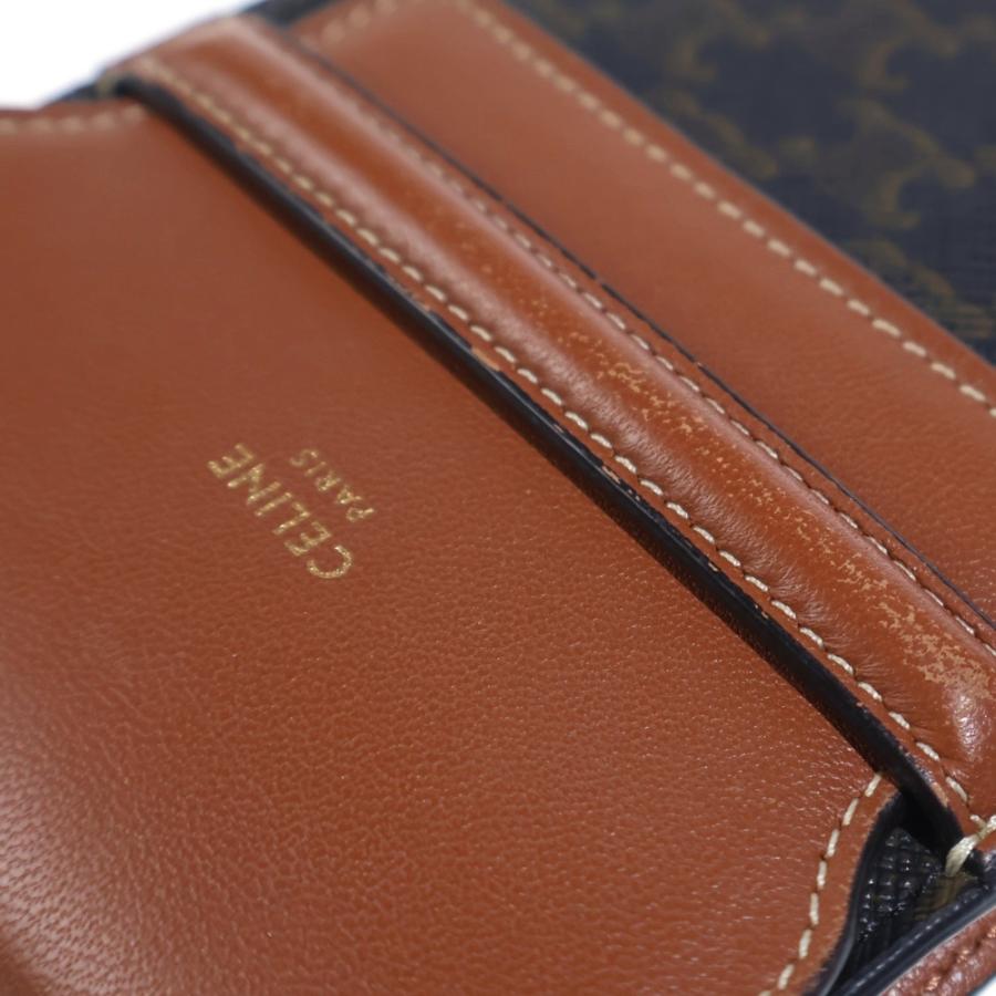 CELINE セリーヌ トリオンフ PVC レザー モバイル ショルダー フォンポーチ ブラウン 10G332CQD CELINE（セリーヌ） トリオンフ PVC レザー モバイル ショルダー