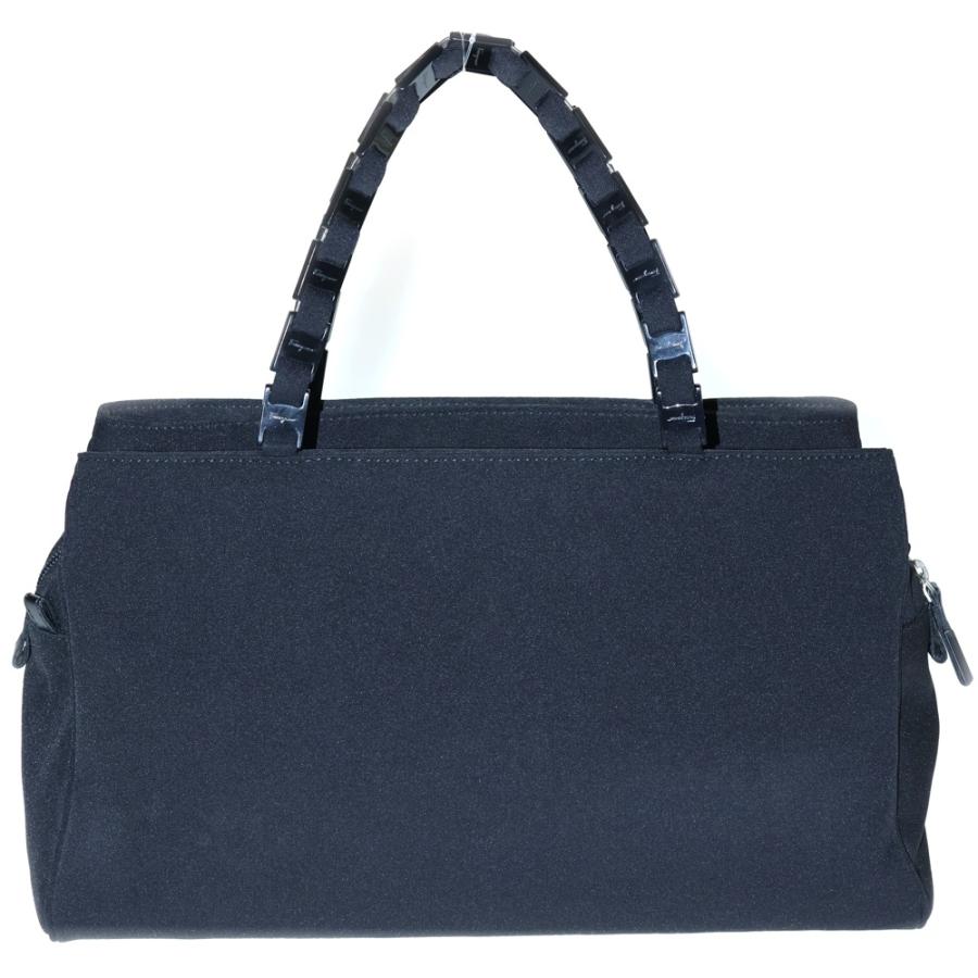Salvatore Ferragamo フェラガモ チェーンハンドル ブラック FERRAGAMO（フェラガモ） Salvatore Ferragamo サルヴァトーレ
