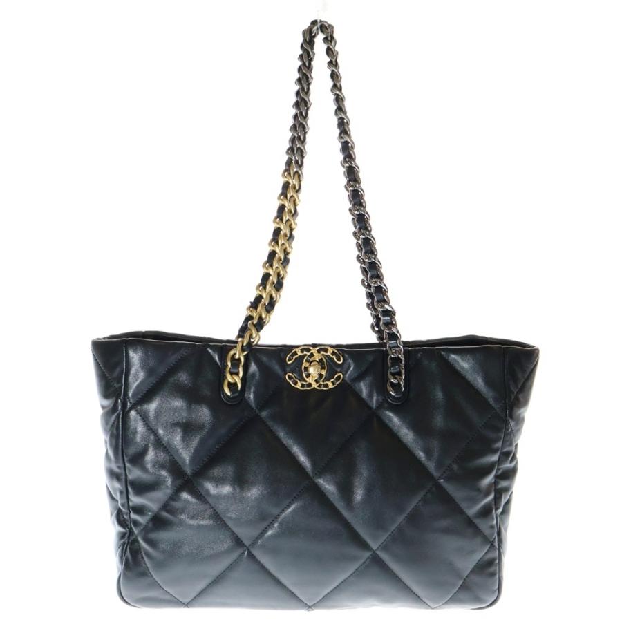 CHANEL（シャネル） シャネル19 ココマーク ラムスキン レザーチェーン