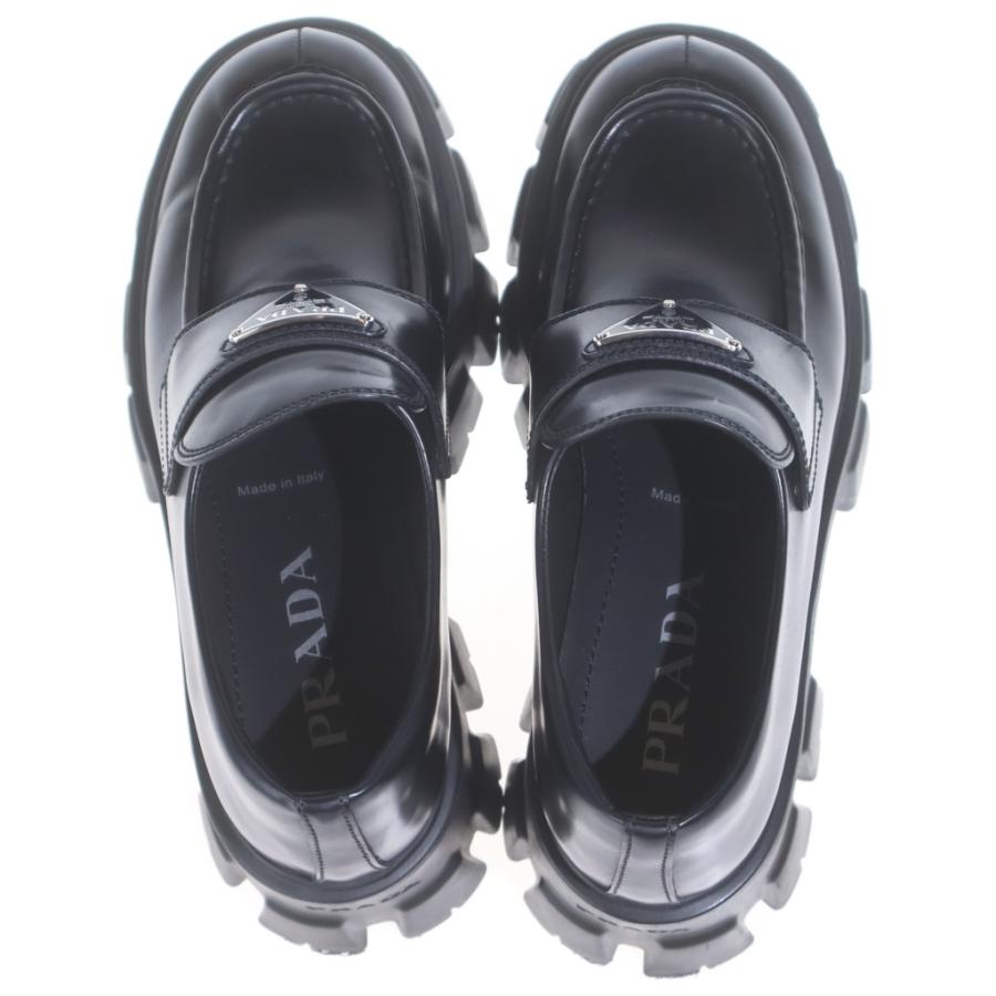 PRADA（プラダ） モノリス トライアングルロゴ レザーローファー
