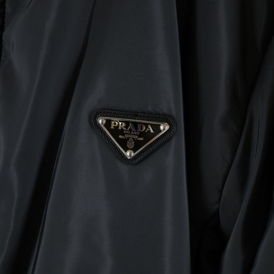PRADA（プラダ） Re-Nylon リナイロン トライアングルロゴプレート