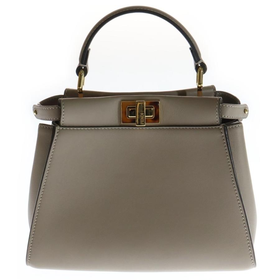 フェンディ　ビーズ刺繍付きベージュハンドバッグ FENDI（フェンディ） ピーカブー ミニ ハンドバッグ ベージュ カーフ