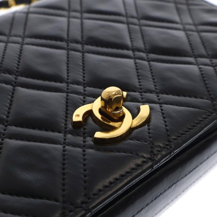 CHANEL シャネル マトラッセ チェーンショルダーバッグ CHANEL シャネル マトラッセ チェーンショルダーバッグ