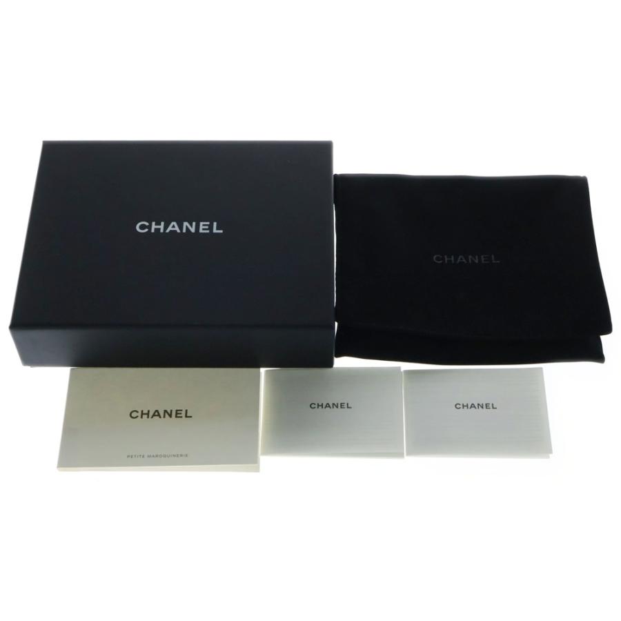 CHANEL（シャネル） マトラッセ チェーンウォレット ミニ キャビア