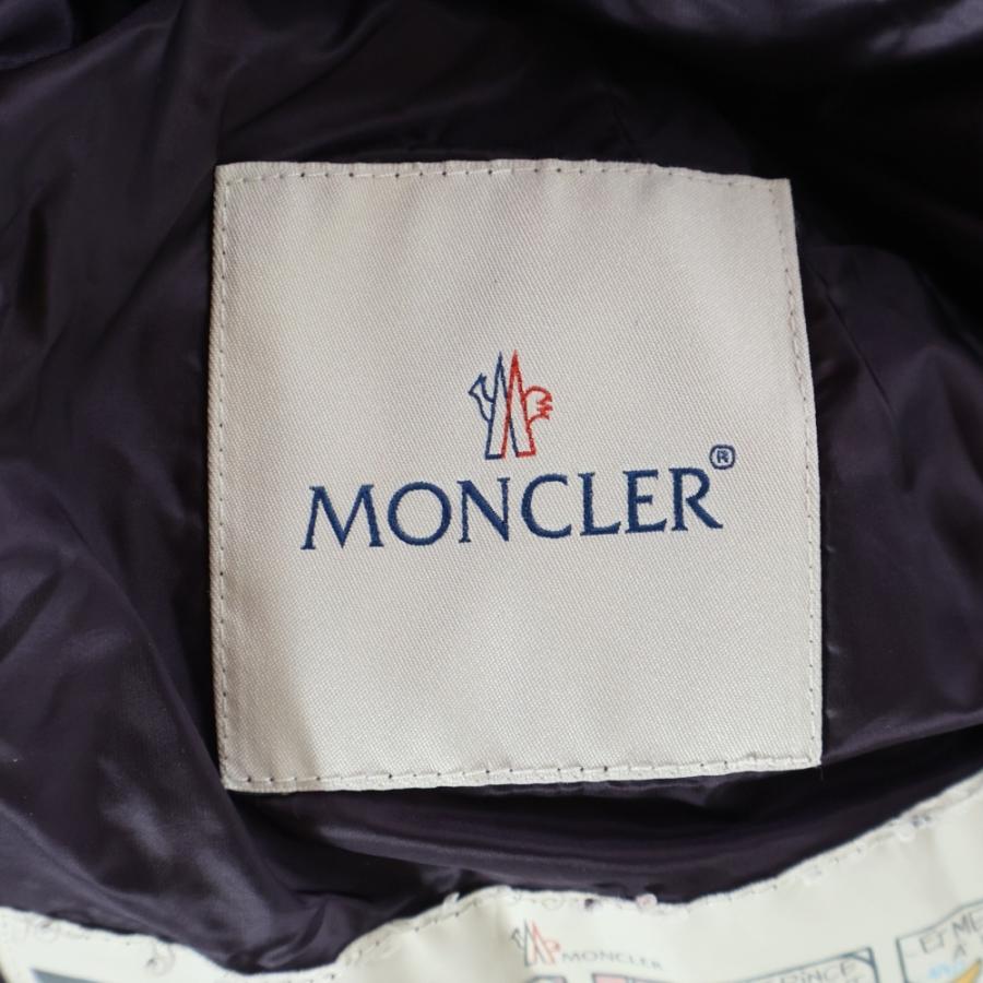MONCLER（モンクレール） FLEURS フルール ワッペンロゴ スタンド