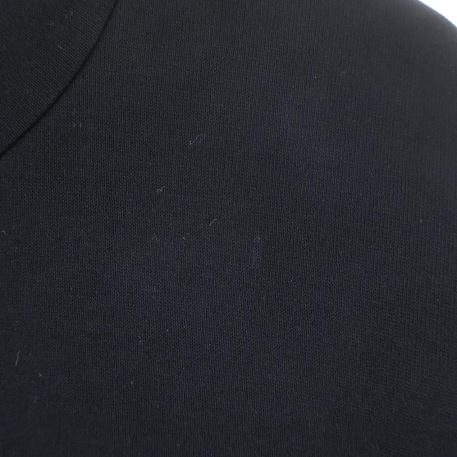 PRADA（プラダ） 22AW RE-NYLON トライアングルロゴ スウェットクルー