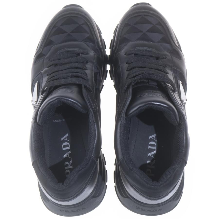 PRADA（プラダ） Re-Nylon リナイロン ロゴプレート ローカット