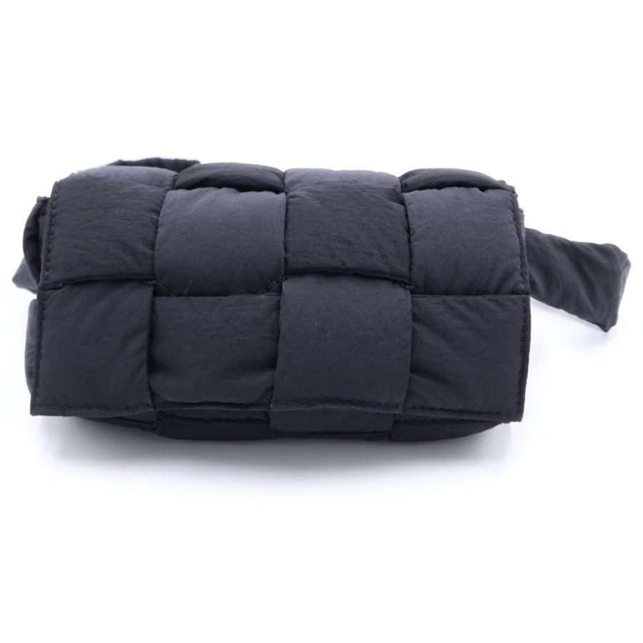 BOTTEGA VENETA（ボッテガ・ヴェネタ） パデッド カセット ウエスト