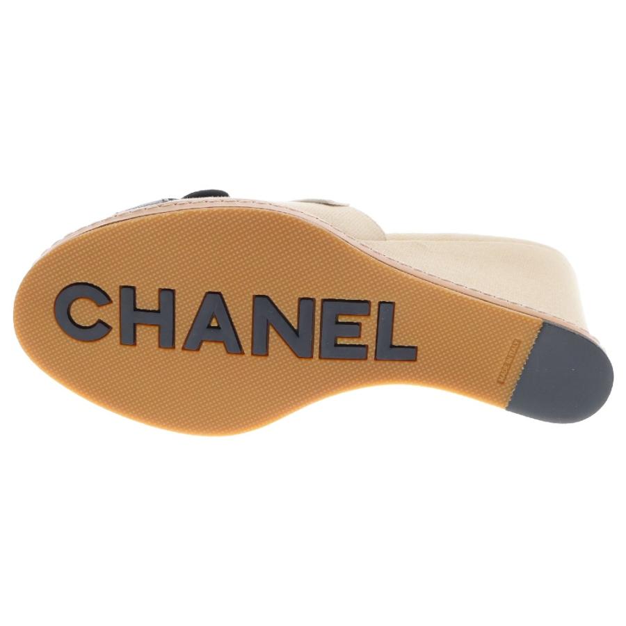 美品　シャネル　カメリア付　ウェッジソールサンダル　箱付き　35 1/2 CHANEL（シャネル） カメリア サンダル ウェッジソール ホワイト