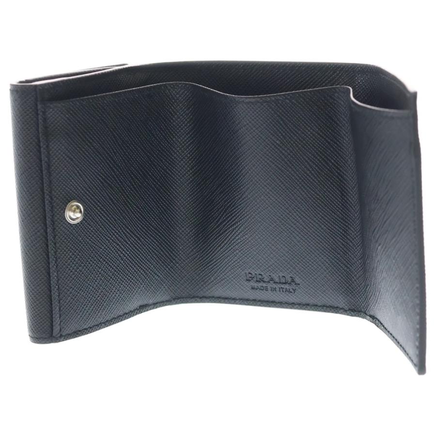 PRADA（プラダ） サフィアーノトライアングルロゴ レザー 三つ折り財布