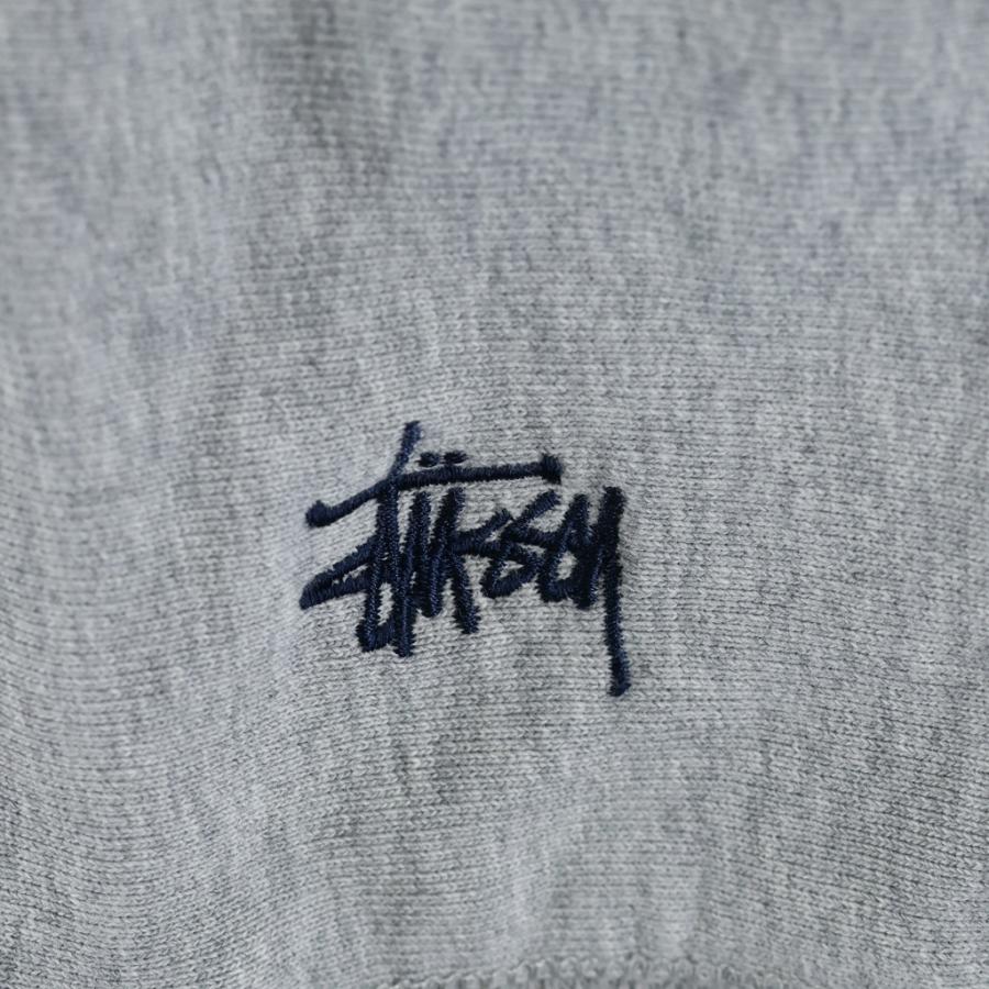 STUSSY（ステューシー） フロントロゴ刺繍スウェット クルーネック
