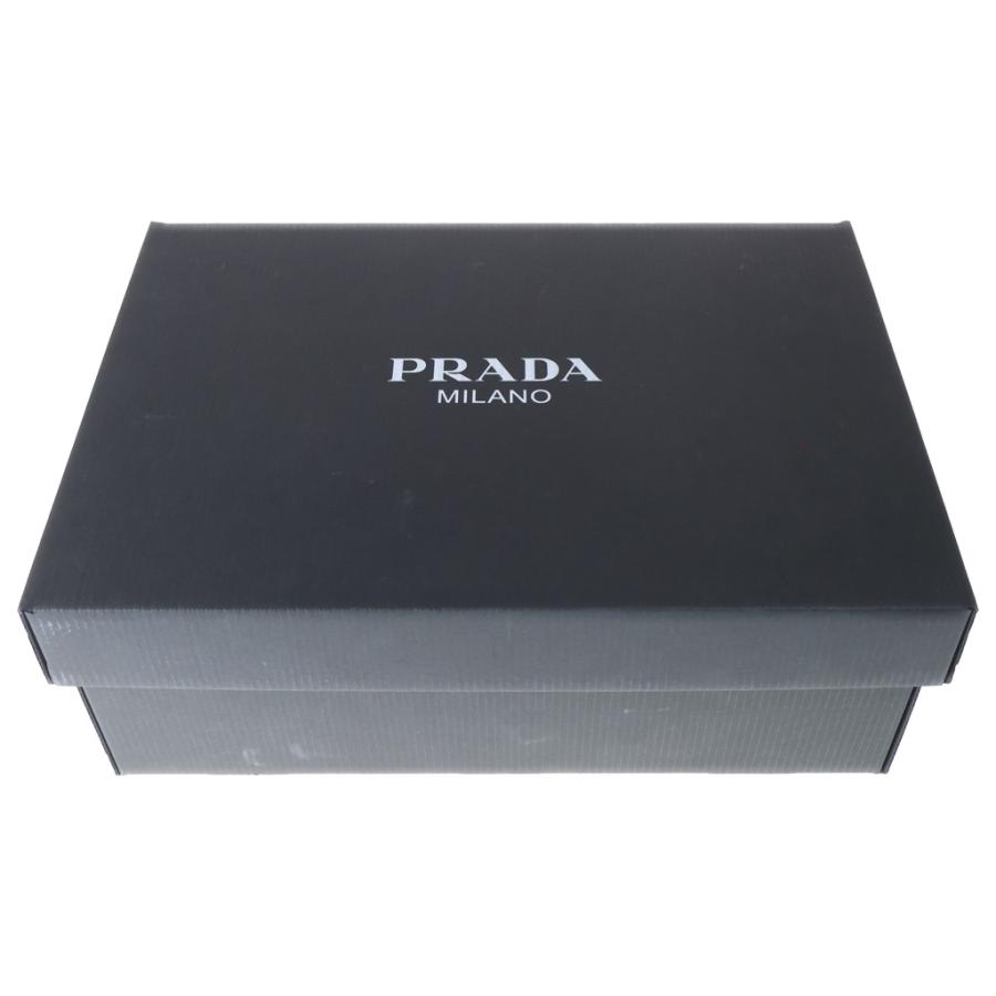 PRADA（プラダ） トライアングルロゴ レザースニーカー ブラック