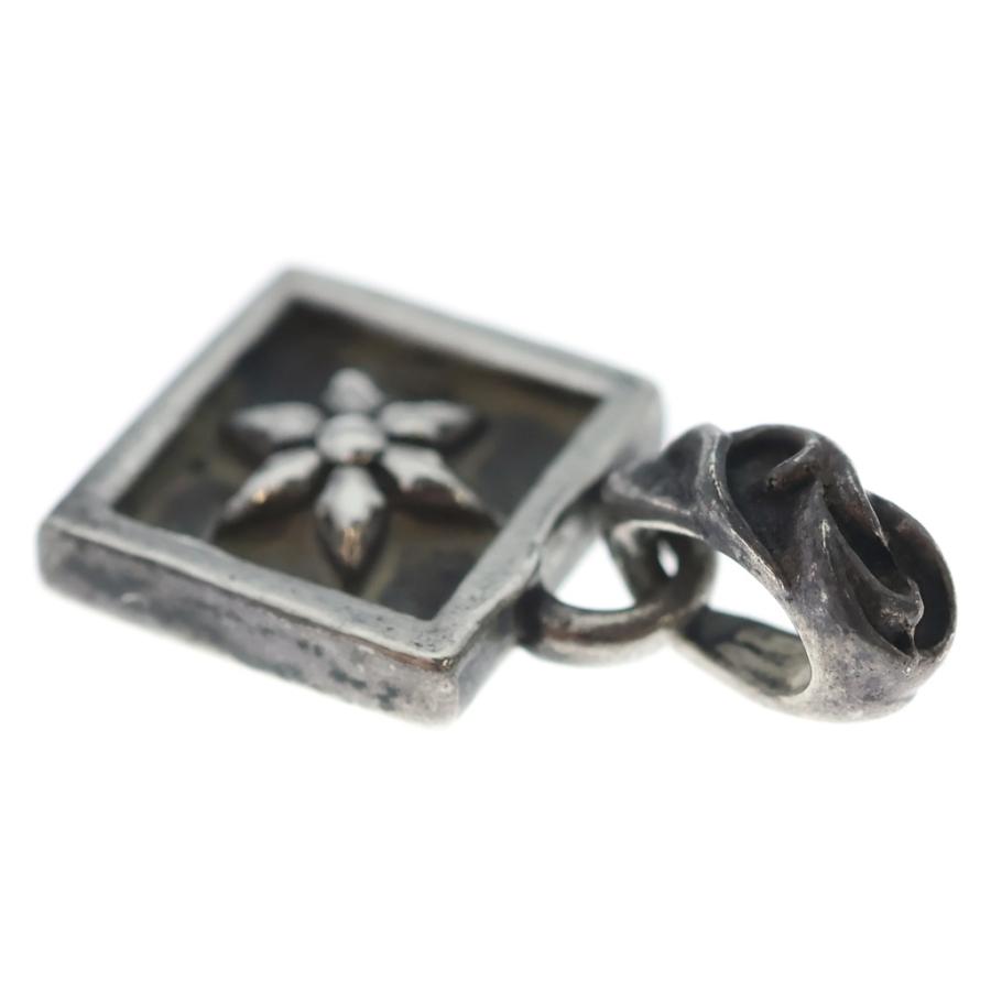 CHROME HEARTS（クロムハーツ） FRAMED STAR フレームドスター