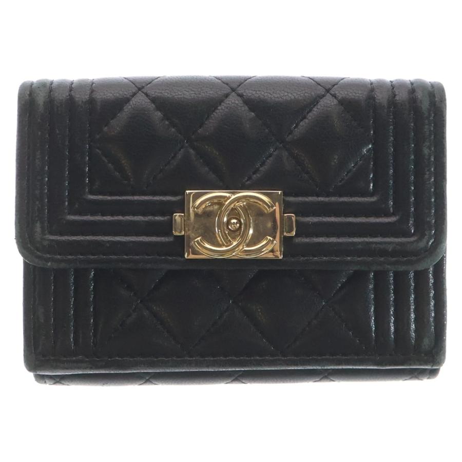 CHANEL（シャネル） マトラッセ ボーイシャネル コンパクトウォレット 