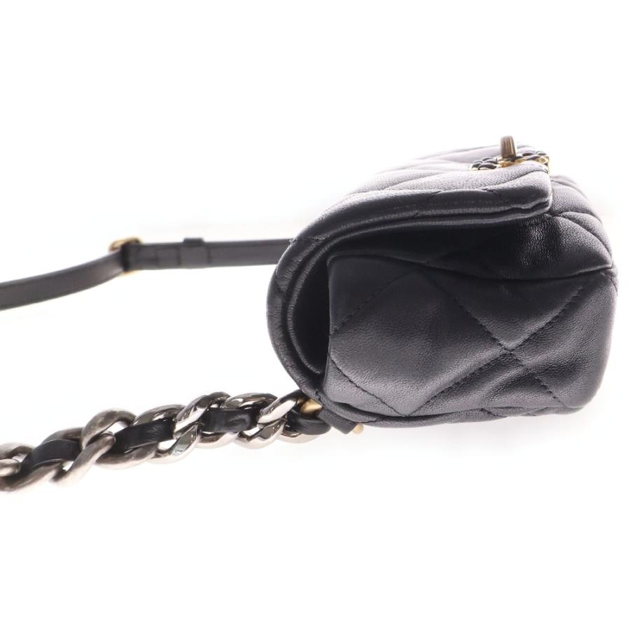 CHANEL（シャネル） 19 ウエストポーチ ボディバッグ ラムスキン
