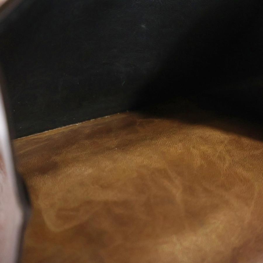 Berluti（ベルルッティ） カリグラフィ スクリット 二つ折り財布