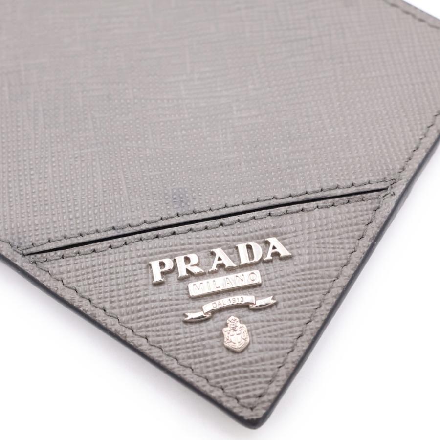 PRADA サフィアーノレザー マネークリップ グレー PRADA（プラダ） サフィアーノ レザー マネークリップ コンパクト